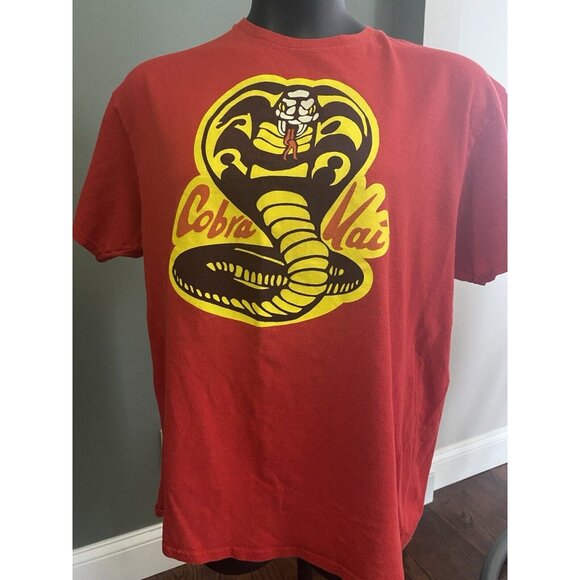 Cobra Kai Shirt Size XL  Red Snake Logo Design Graphic Adult Casual Unisex - Picture 2 of 7